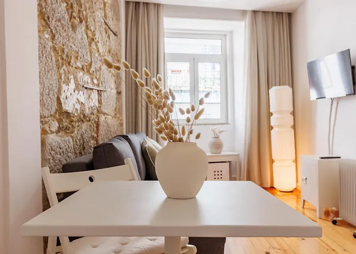 Cozee Bonjardim Apartment *