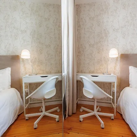 Apartment Cozee Bonjardim *